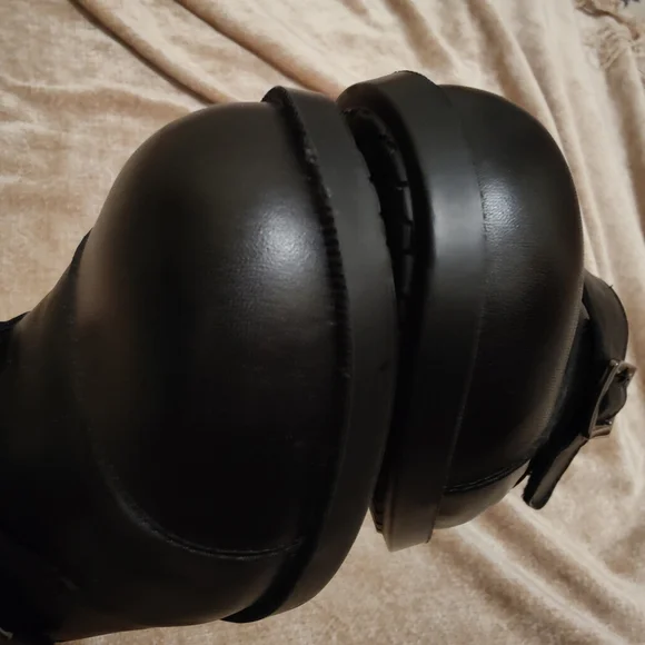 Like New - The Drew Canton Black Leather Shoes, 8W - Picture 12 of 13